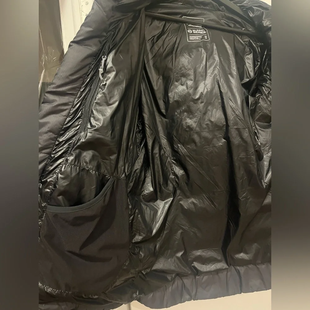 The North Face Summit Series L6 Down Puffer Jacket - Picture 10 of 11